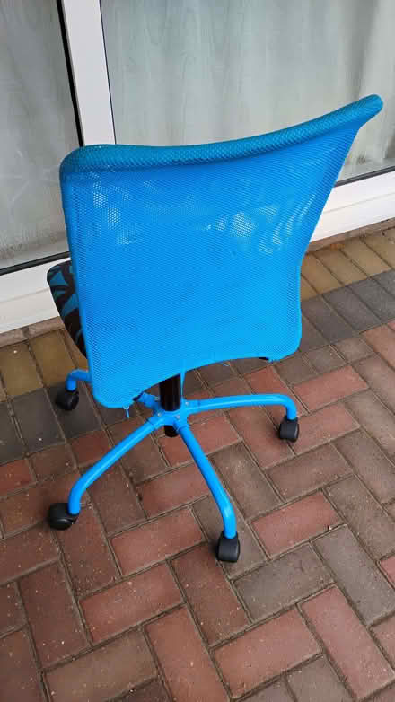 Photo of free Blue swivel chair (Abbots Langley WD5) #2