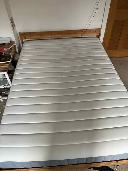 Photo of free Double mattress and bed (Tottenham N15) #1