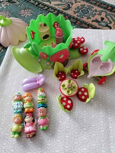 Photo of free Fairy set (Langney BN23) #1