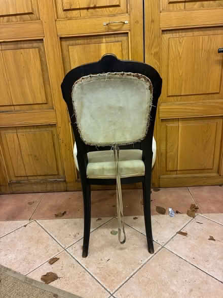 Photo of free Antique Victorian chair (Forest Hill OX33) #3