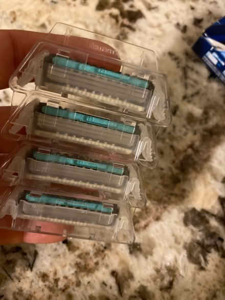 Photo of free Extreme 3 razors (AL4, St albans) #1