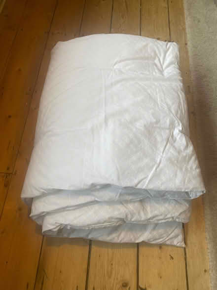 Photo of free Single duvet very good condition (Harrogate HG2) #1