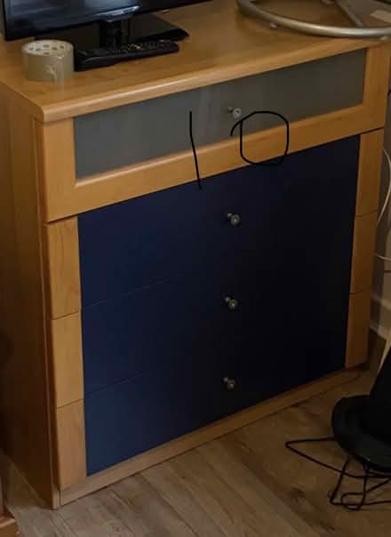 Photo of free Home moving , giving furnitures (Sw8 2bh) #3