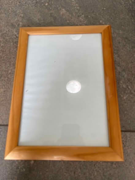 Photo of free A4 photo frame (Ware SG12) #1