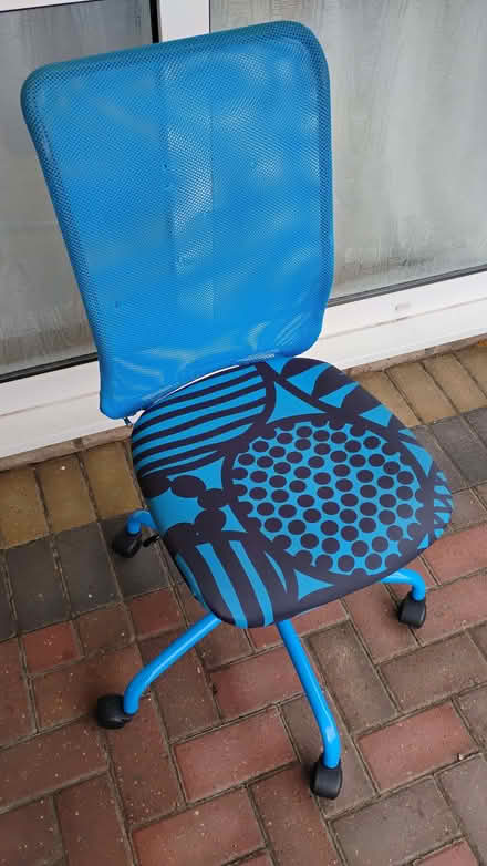 Photo of free Blue swivel chair (Abbots Langley WD5) #1