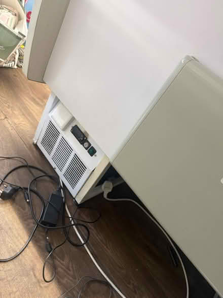 Photo of free refrigerated display (Co153ah) #3
