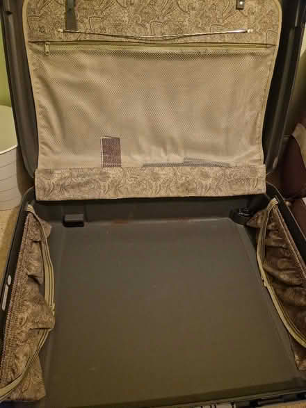 Photo of free Grey large suitcase (Sparkhill B13) #4