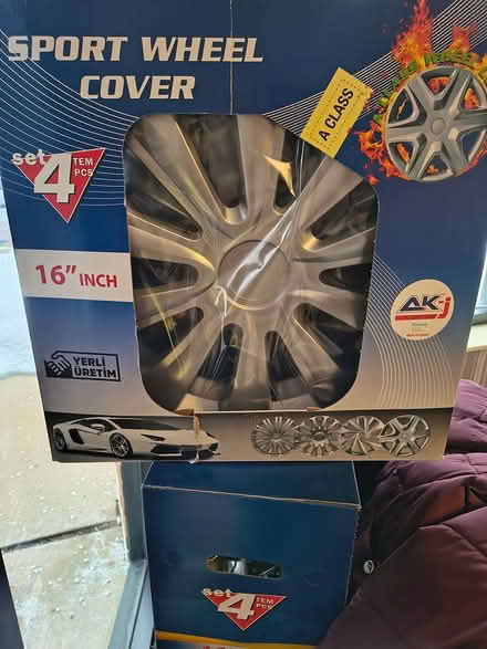 Photo of free Hub caps (Downtown Davison) #1