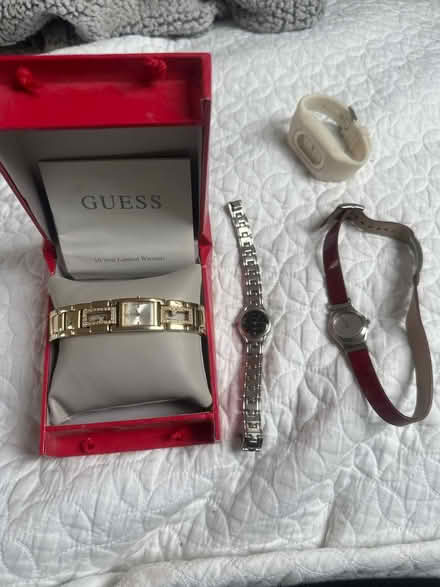 Photo of free Watches. No idea if work (Se6 2ha) #1