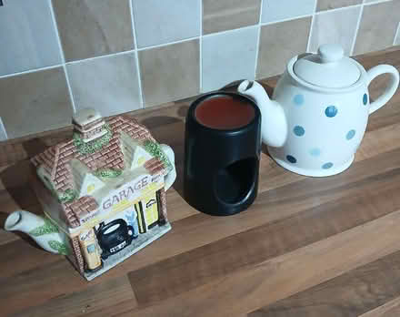 Photo of free Two Teapots and a Wax Melterl (Waldridge Park DH2) #1