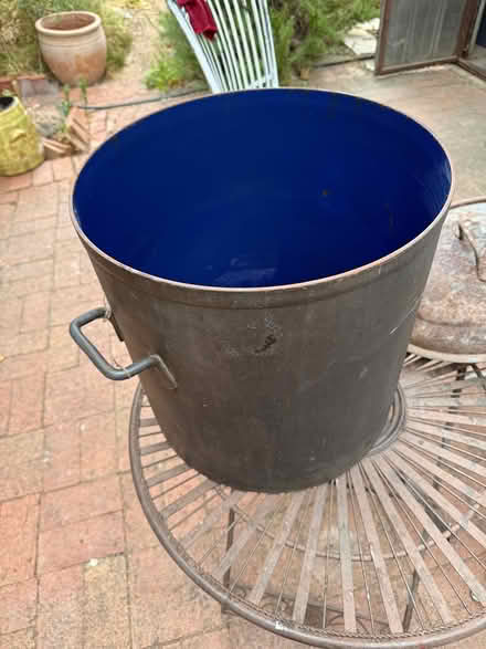 Photo of free large metal cooking pot (Prospect) #1