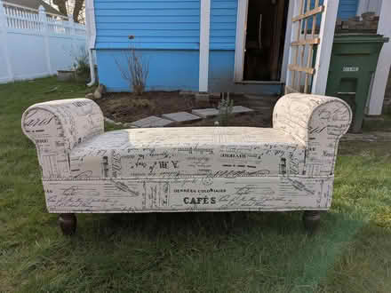 Photo of free Cute French style ottoman bench (Downtown Renton) #2