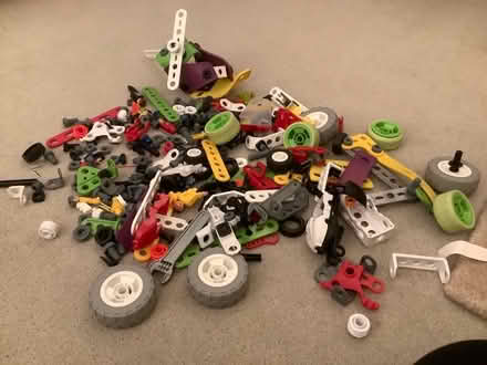Photo of free Plastic Meccano (Horsell GU21) #1