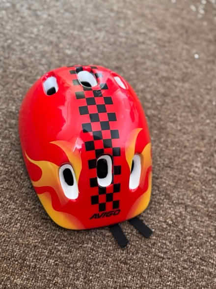Photo of free AVIGO Kids Flame Helmet (Hemel Hempstead HP2) #2