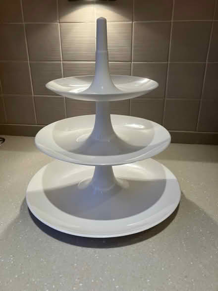 Photo of free White cake stand (Wokingham RG40) #1
