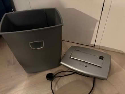 Photo of free Paper shredder (Roehampton SW15) #2