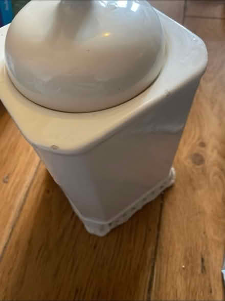 Photo of free Ceramic Tea Caddy (Cheshunt En8) #2