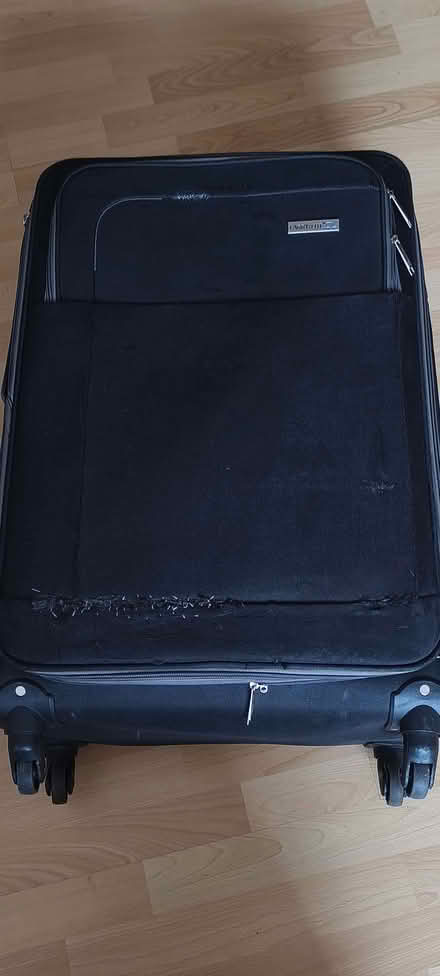 Photo of free Medium suitcase with wheels (Hale End E4) #1