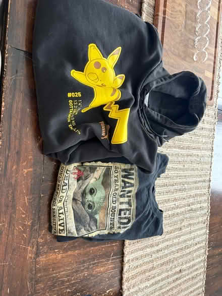 Photo of free Sweatshirt/t-shirt XL (Kanata Lakes) #1