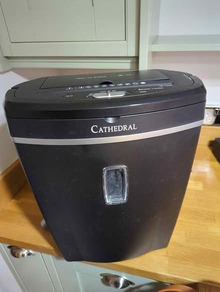 Photo of free Paper shredder (Kingsbury NW9) #1
