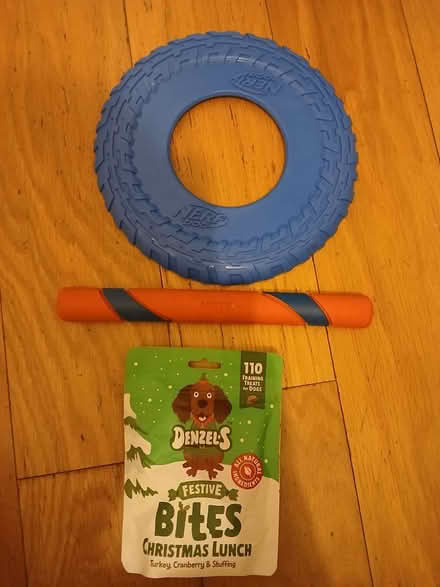 Photo of free Dog Toys & Dog Treats (Turnpike Lane N15) #1