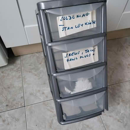 Photo of free Hobby draws (GU14) #1