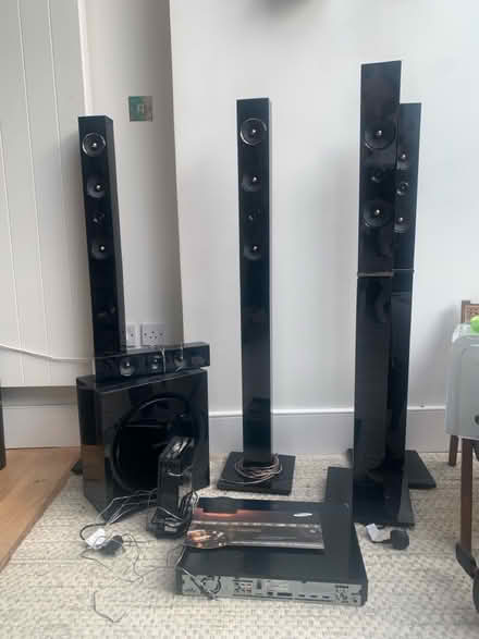 Photo of free Samsung home cinema surround sound (Near Thornhill square N1) #1