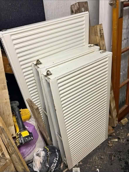 Photo of Radiators (Sutton SM1) #1