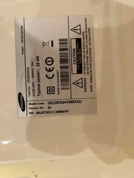 Photo of free White Samsung TV 24 inch screen (Hailsham BN27) #2