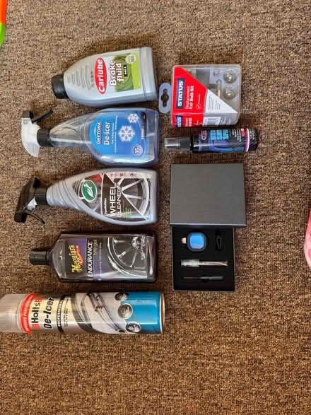 Photo of free Car Accessories and Cleaning stuff (Hemel Hempstead HP2) #1