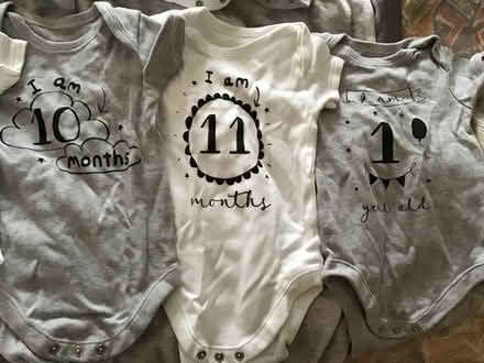 Photo of free Baby vests numbers for months (Hyde Heath HP6) #2