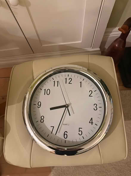 Photo of free Wall clock, EX2 (Exeter EX2) #1