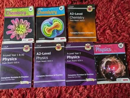 Photo of free A level Physics & Chemistry books (Herne Hill /North Dulwich SE24) #1