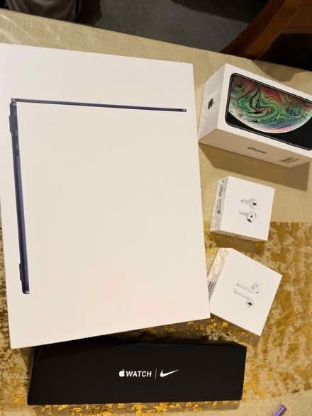 Photo of free Empty Apple tech box bundle (Hemel Hempstead HP2) #1