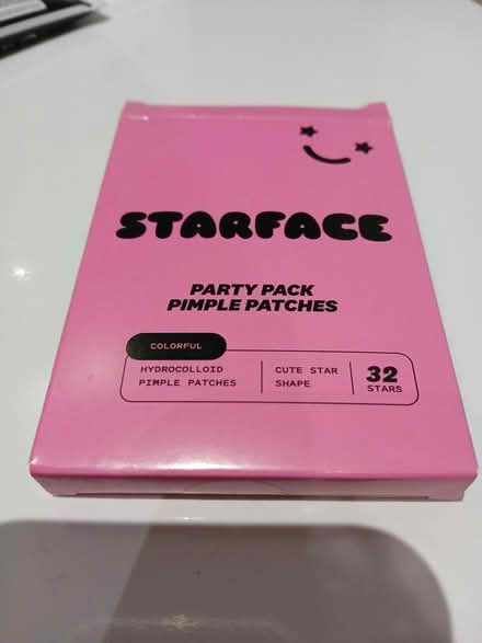 Photo of free 'Starface' spot stickers (E3) #1