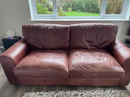 Photo of free Brown Leather sofa 2/3 seats (TN2) #4