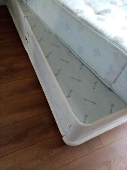 Photo of free Small double 3/4 divan + mattress (WA5) #3