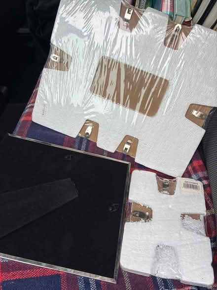 Photo of free Picture frames (SS15) #2