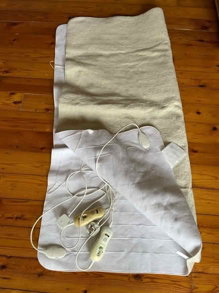Photo of free Heated blanket (Oakworth) #1