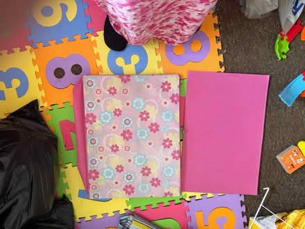 Photo of free Floral Pink Toy Storage Box (Hemel Hempstead HP2) #3