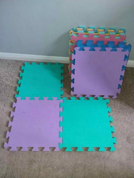Photo of free Toddler Toys and play mats (Bushey Village WD23) #2