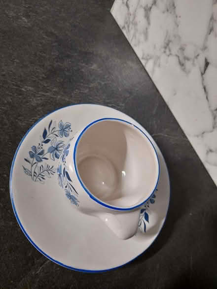 Photo of free Cups and saucers (Deepdale PR1) #1