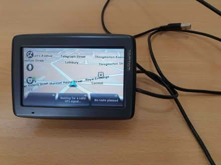 Photo of free Tom Tom navigation device (Llandrindod LD1) #1