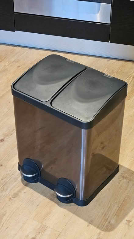 Photo of free Double metal&plastic rubbish bin (Guildford GU1) #1