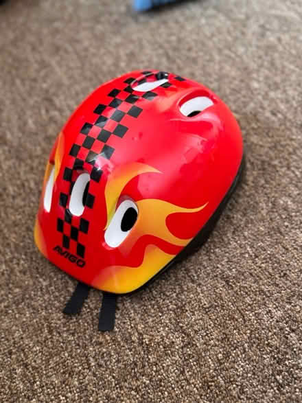 Photo of free AVIGO Kids Flame Helmet (Hemel Hempstead HP2) #1