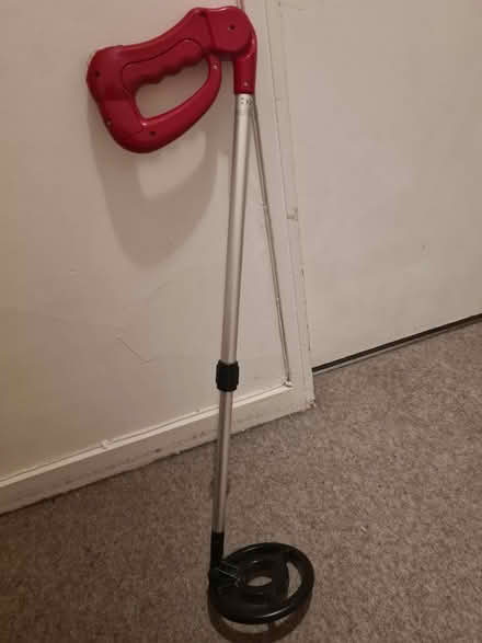 Photo of free Child's Metal Detector (Mongewell, Wallingford) #1