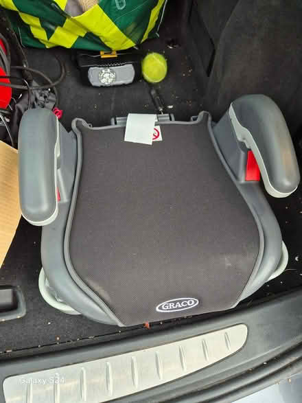 Photo of free Booster care seat (South hampstead) #1