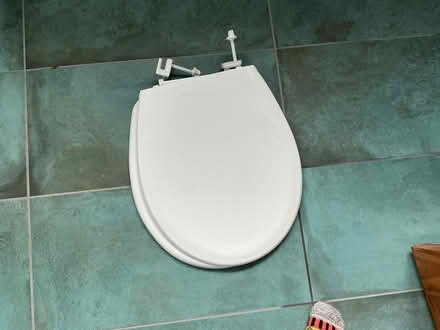 Photo of free Toilet seat (Woodingdean BN2) #2