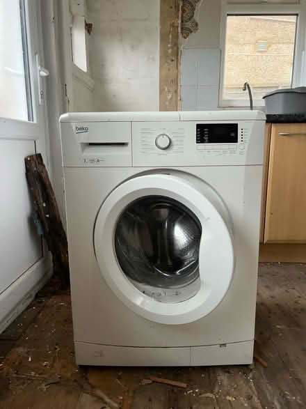 Photo of free Washing machine Beko (Shoreham-by-sea) #1