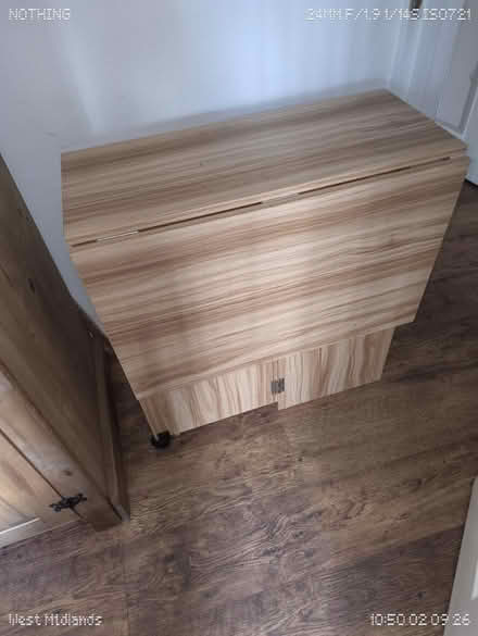 Photo of free Drop leaf table (WV4 parkfields) #1